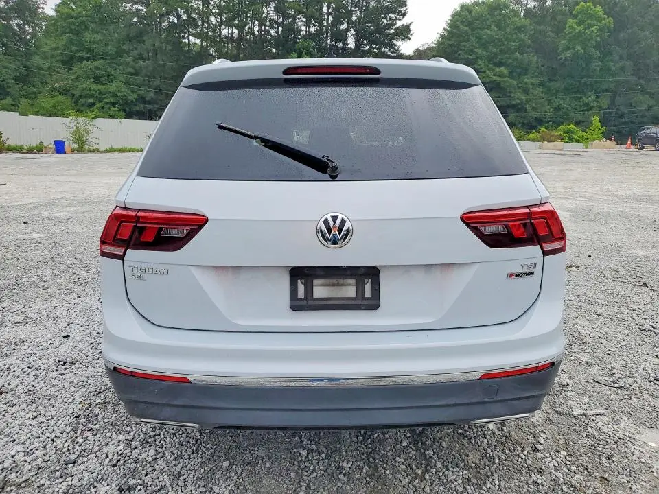 2018 VOLKSWAGEN TIGUAN SE  
