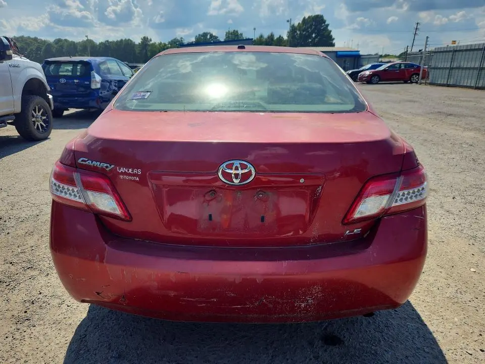 2010 TOYOTA CAMRY LE  