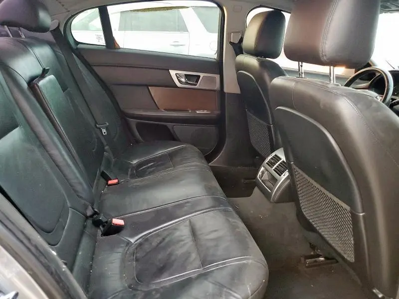 2015 JAGUAR XF 2.0T PREMIUM  