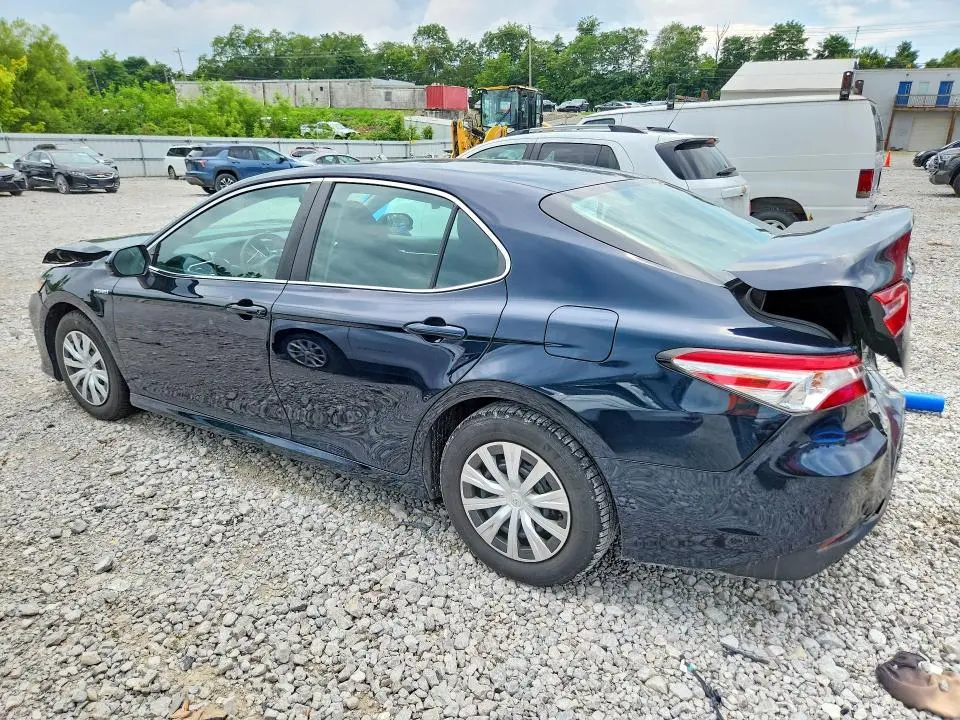 2018 TOYOTA CAMRY LE  