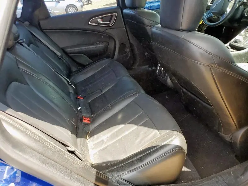 2017 CHRYSLER 200 LIMITED  
