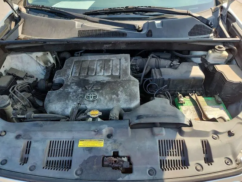 2011 TOYOTA HIGHLANDER BASE  