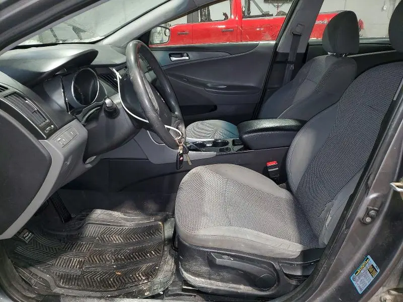 2011 HYUNDAI SONATA GLS  