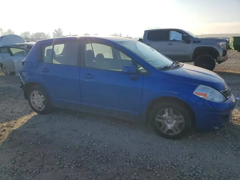 2011 NISSAN VERSA S  