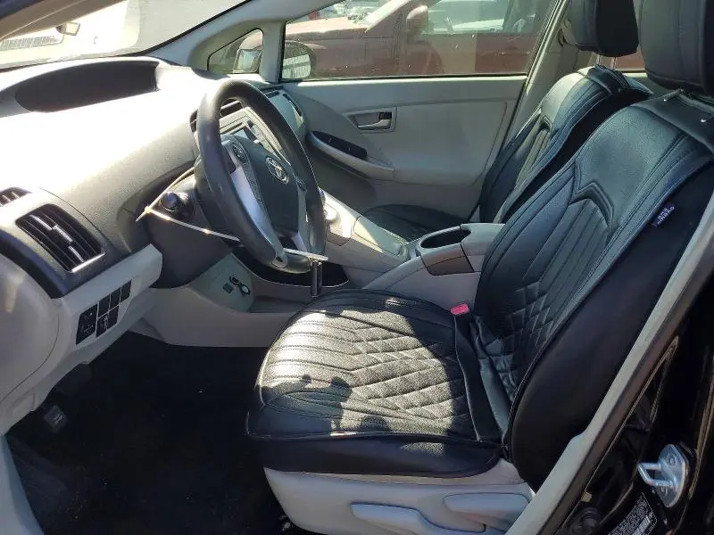 2013 TOYOTA PRIUS TWO  