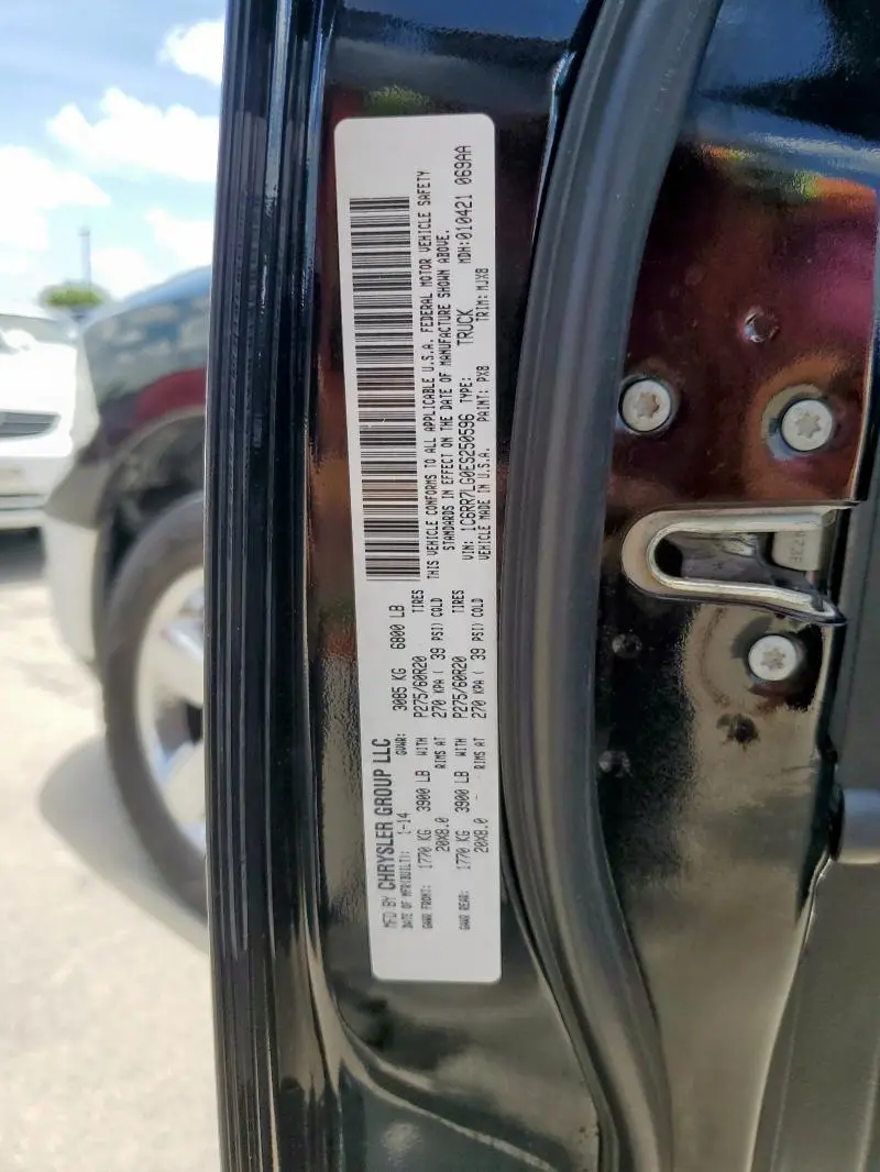 2014 RAM 1500 SLT  