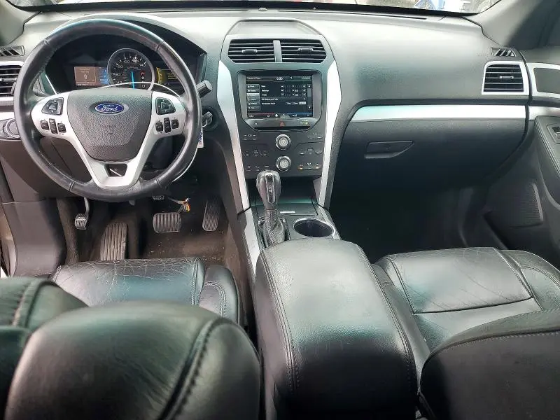 2011 FORD EXPLORER XLT  