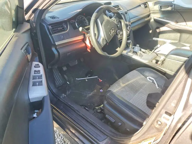 2013 TOYOTA CAMRY SE  