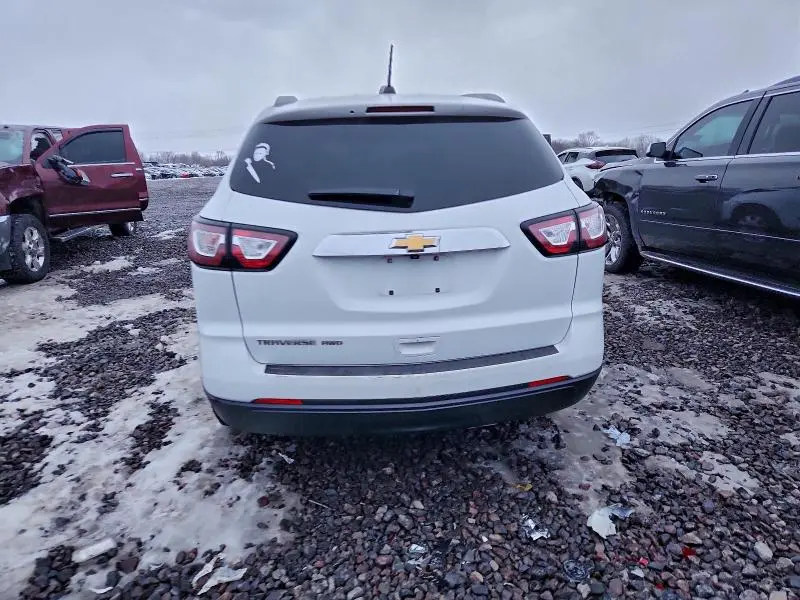 2017 CHEVROLET TRAVERSE LS  