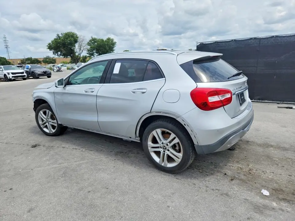 2018 MERCEDES-BENZ GLA 250  
