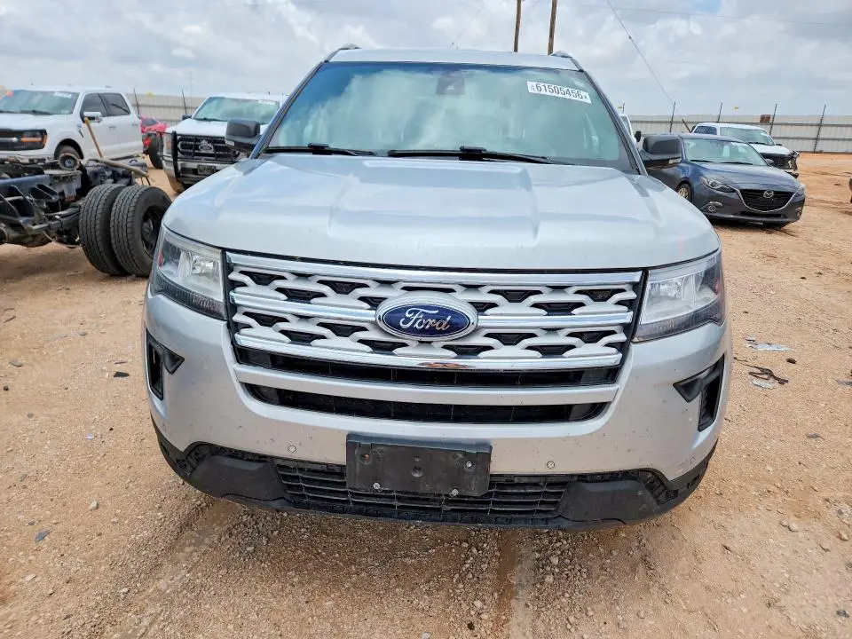 2019 FORD EXPLORER XLT  