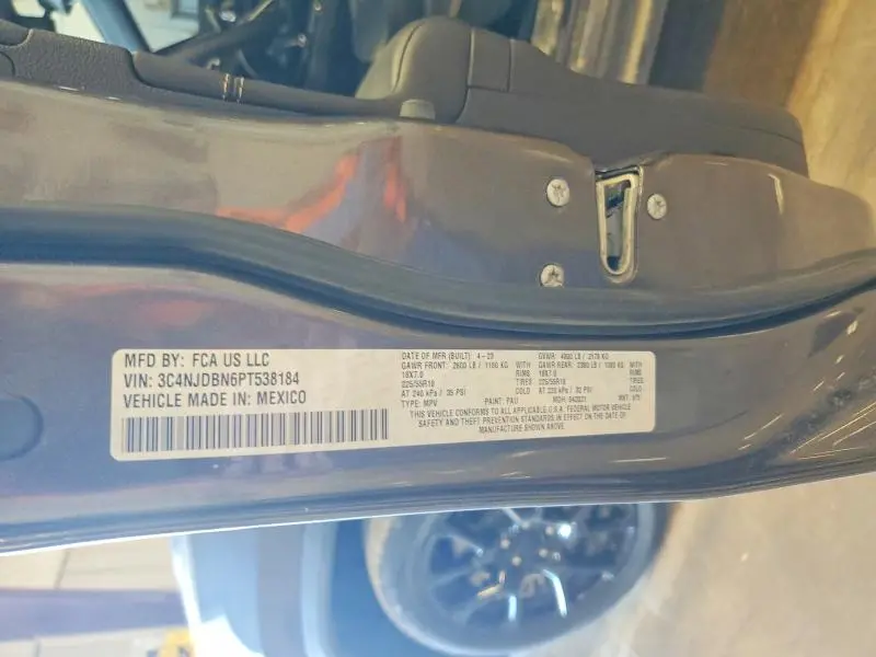 2023 JEEP COMPASS LATITUDE  