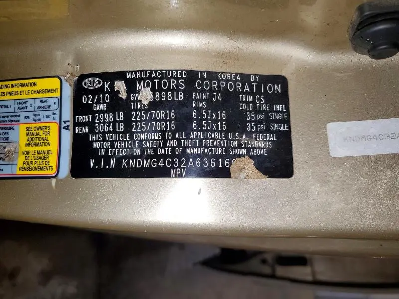 2010 KIA SEDONA BASE  