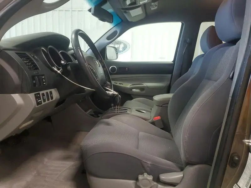 2010 TOYOTA TACOMA V6  