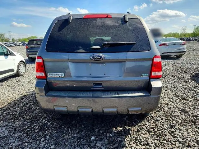 2011 FORD ESCAPE XLT  