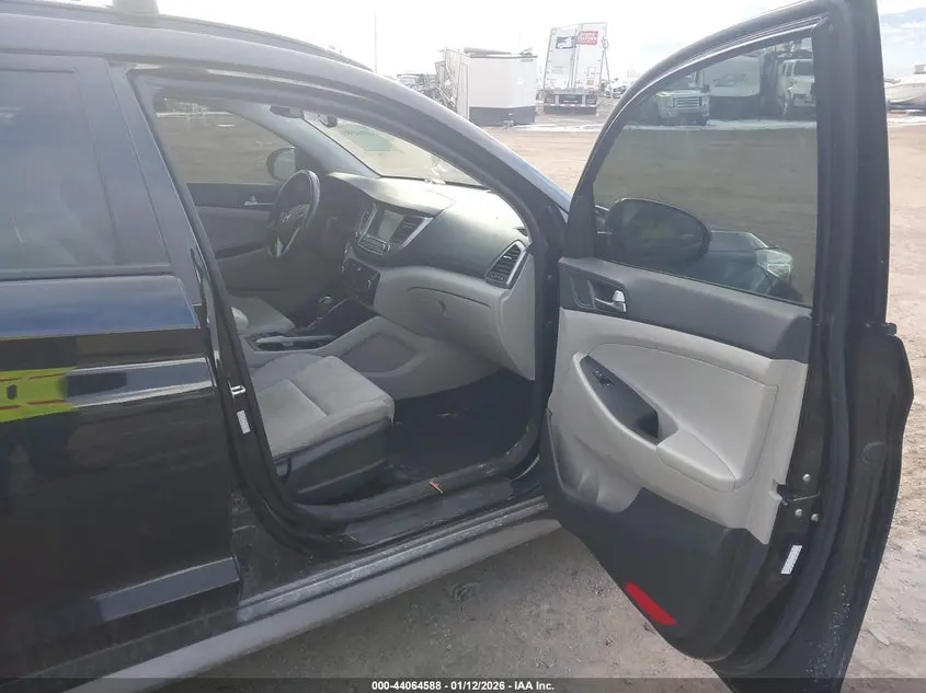 2018 HYUNDAI TUCSON VALUE