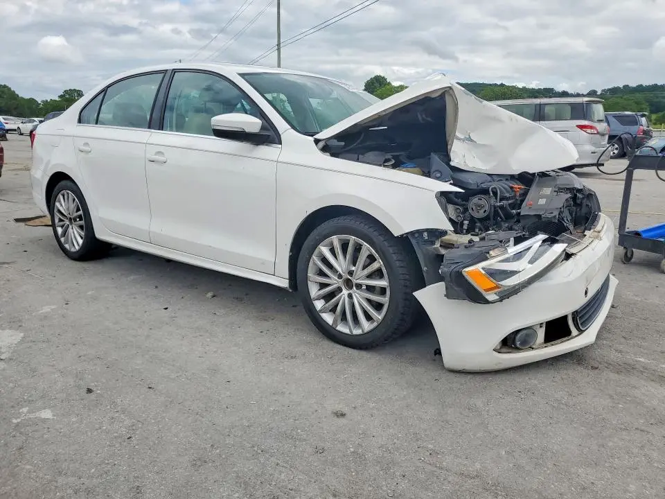 2012 VOLKSWAGEN JETTA SEL  