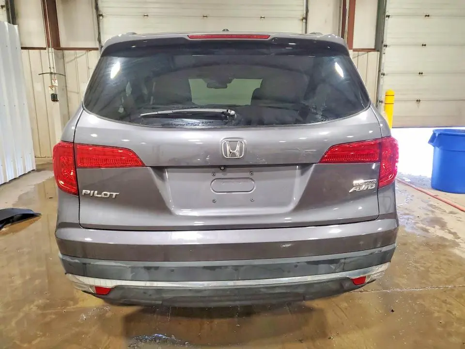 2018 HONDA PILOT TOURING  