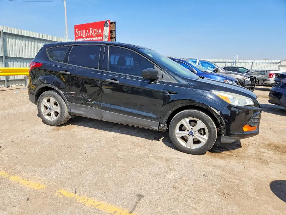 2016 FORD ESCAPE S  