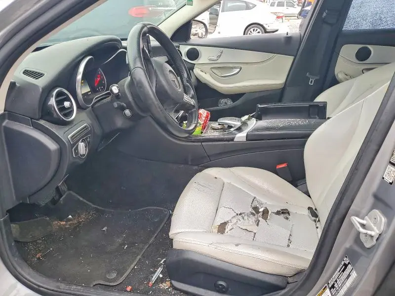 2015 MERCEDES-BENZ C 300  