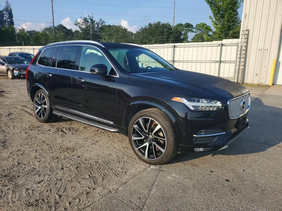 2018 VOLVO XC90 T6  