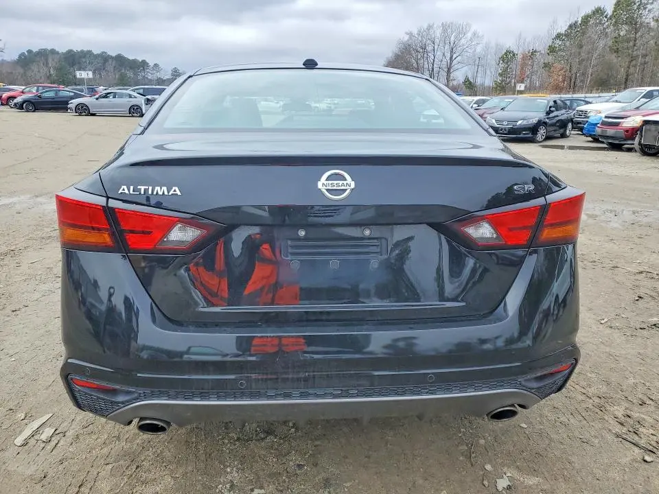2020 NISSAN ALTIMA SR  