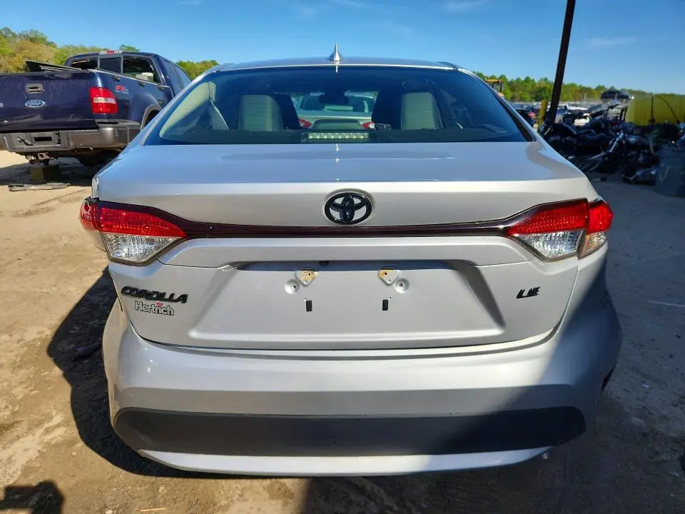 2022 TOYOTA COROLLA LE  