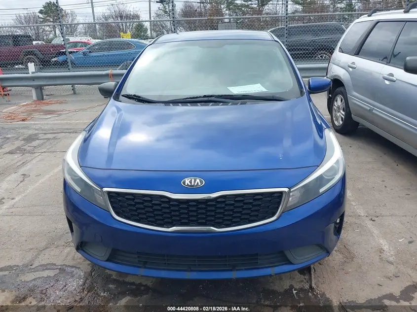 2017 KIA FORTE LX