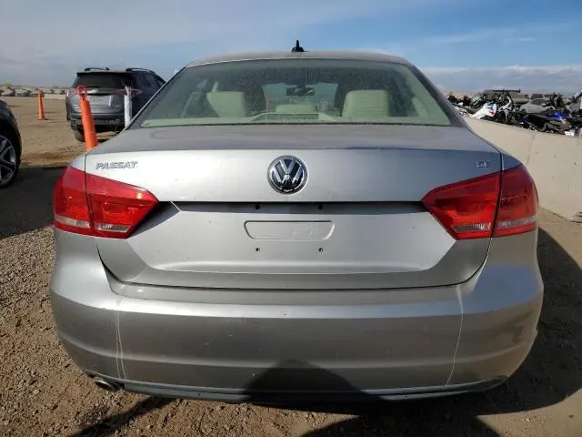 2013 VOLKSWAGEN PASSAT SE  