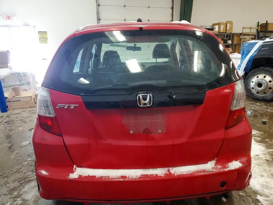2011 HONDA FIT   