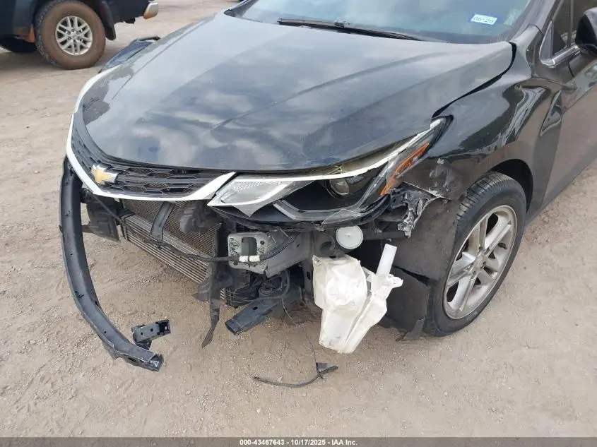 2017 CHEVROLET CRUZE LT AUTO