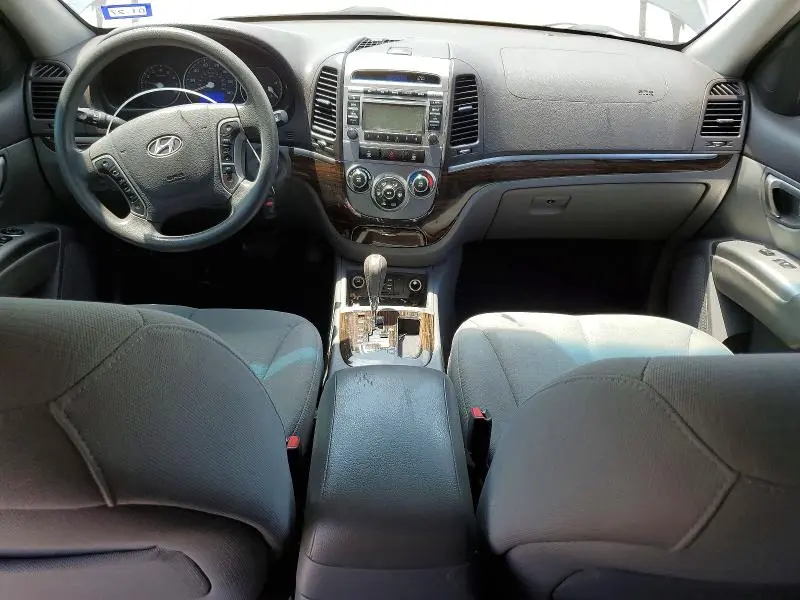 2012 HYUNDAI SANTA FE GLS  