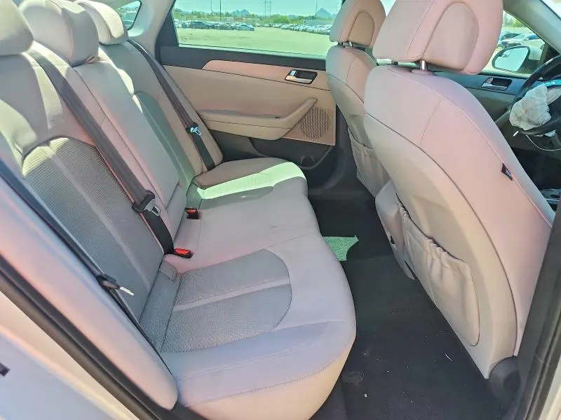 2017 HYUNDAI SONATA SE  