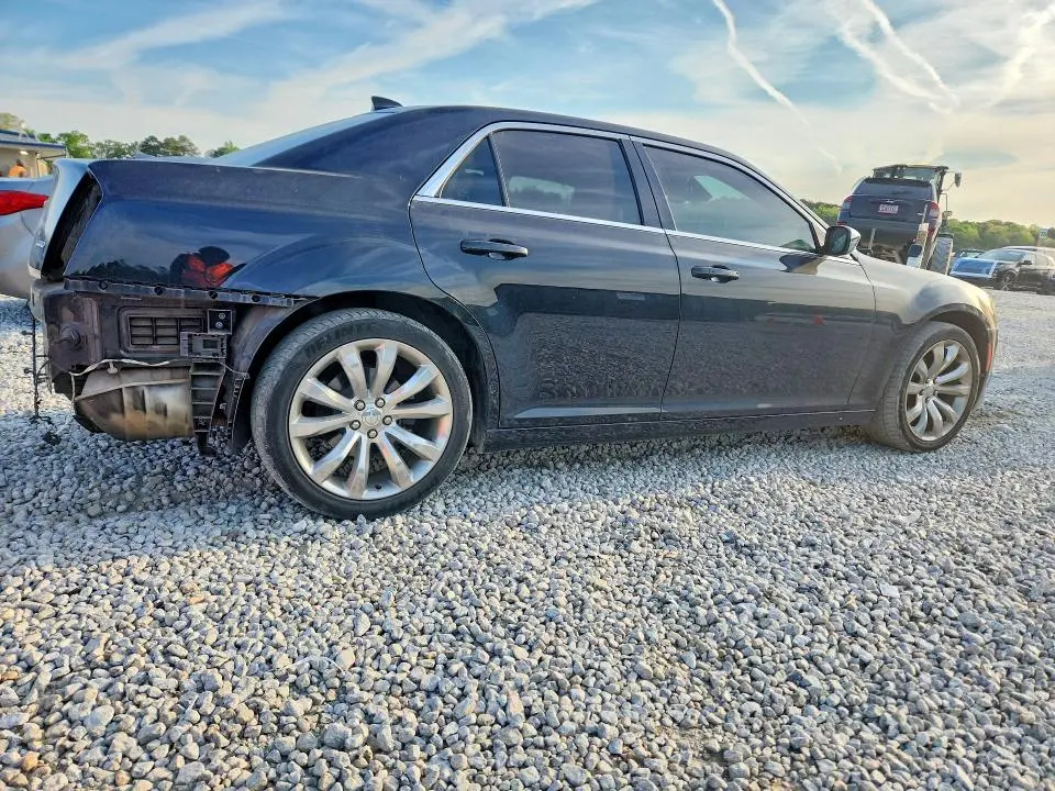 2018 CHRYSLER 300 TOURING  