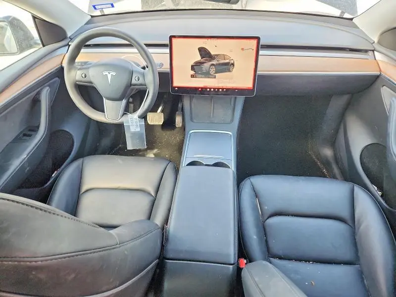 2024 TESLA MODEL Y   