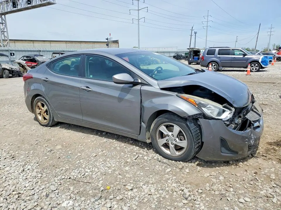 2014 HYUNDAI ELANTRA SE  