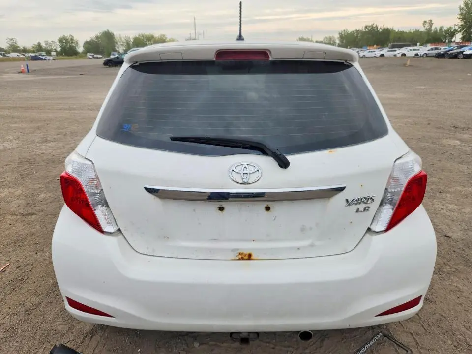 2014 TOYOTA YARIS 5-DOOR L  