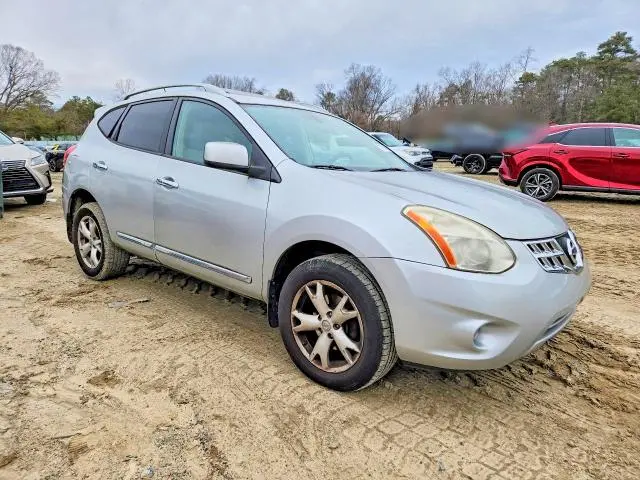 2011 NISSAN ROGUE S  