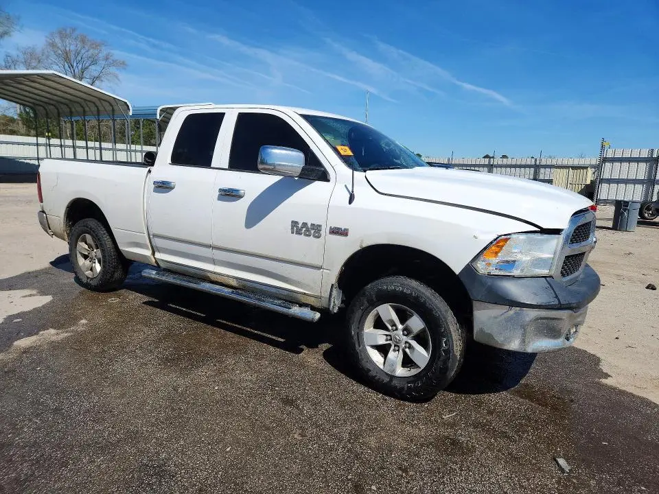 2016 RAM 1500 ST  