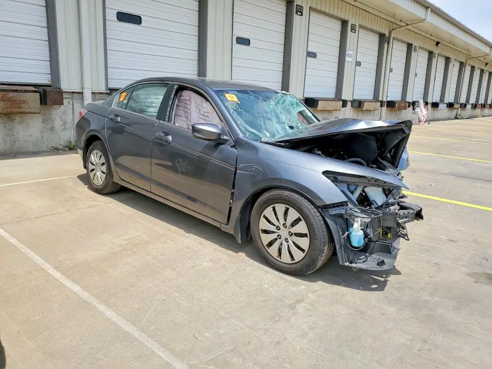 2010 HONDA ACCORD LX  