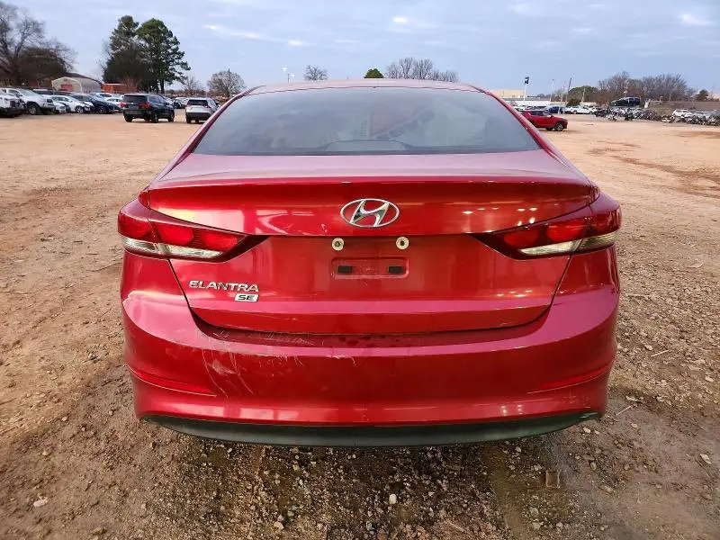 2018 HYUNDAI ELANTRA SE  