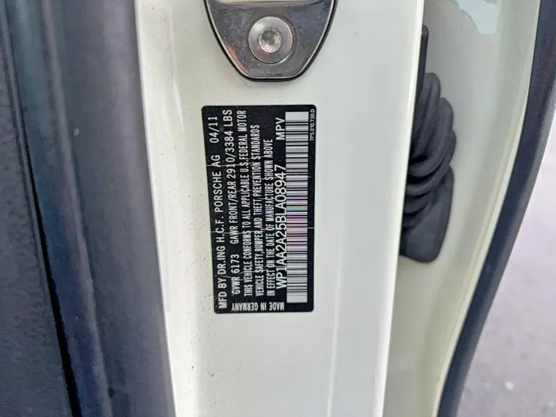 2011 PORSCHE CAYENNE   