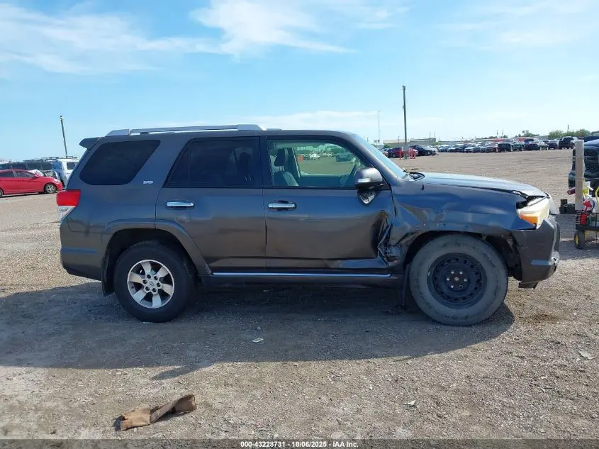 2013 TOYOTA 4RUNNER SR5