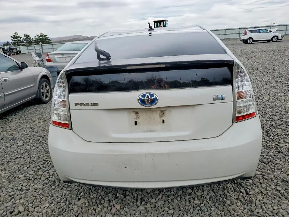 2010 TOYOTA PRIUS II  