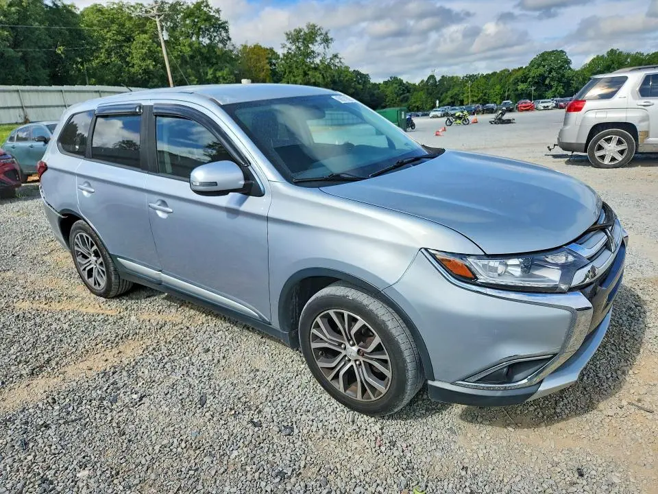 2016 MITSUBISHI OUTLANDER SE  