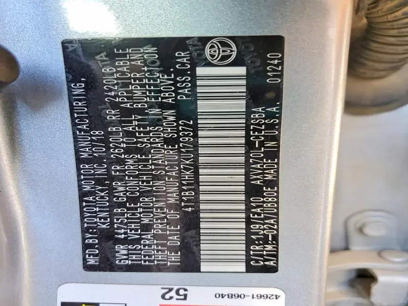 2019 TOYOTA CAMRY SE  