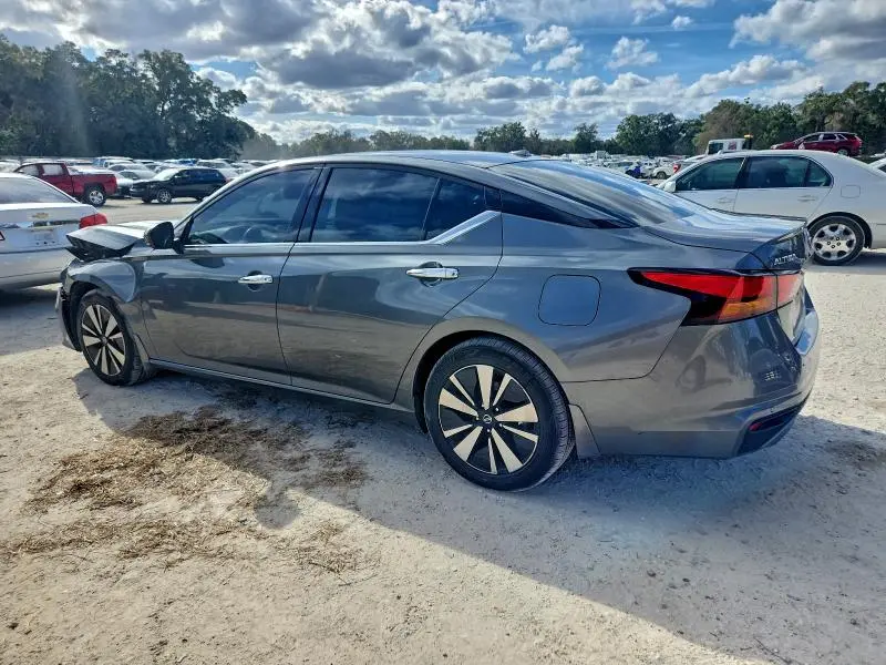 2019 NISSAN ALTIMA SV  