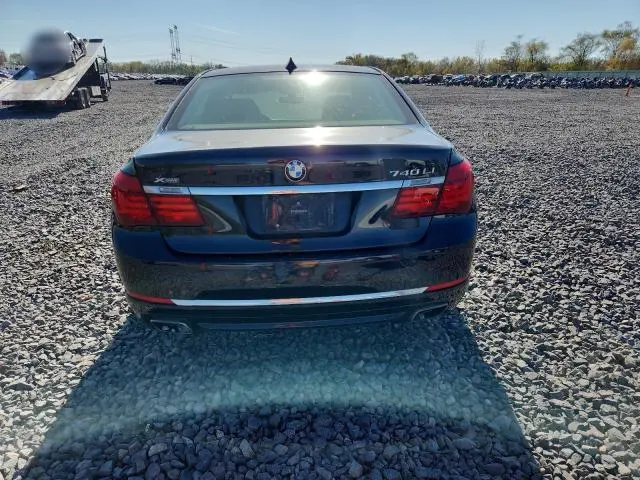 2013 BMW 740 LXI  