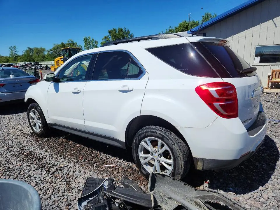 2017 CHEVROLET EQUINOX LT  