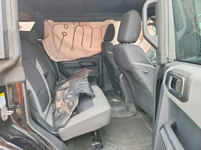 2021 FORD BRONCO BASE  